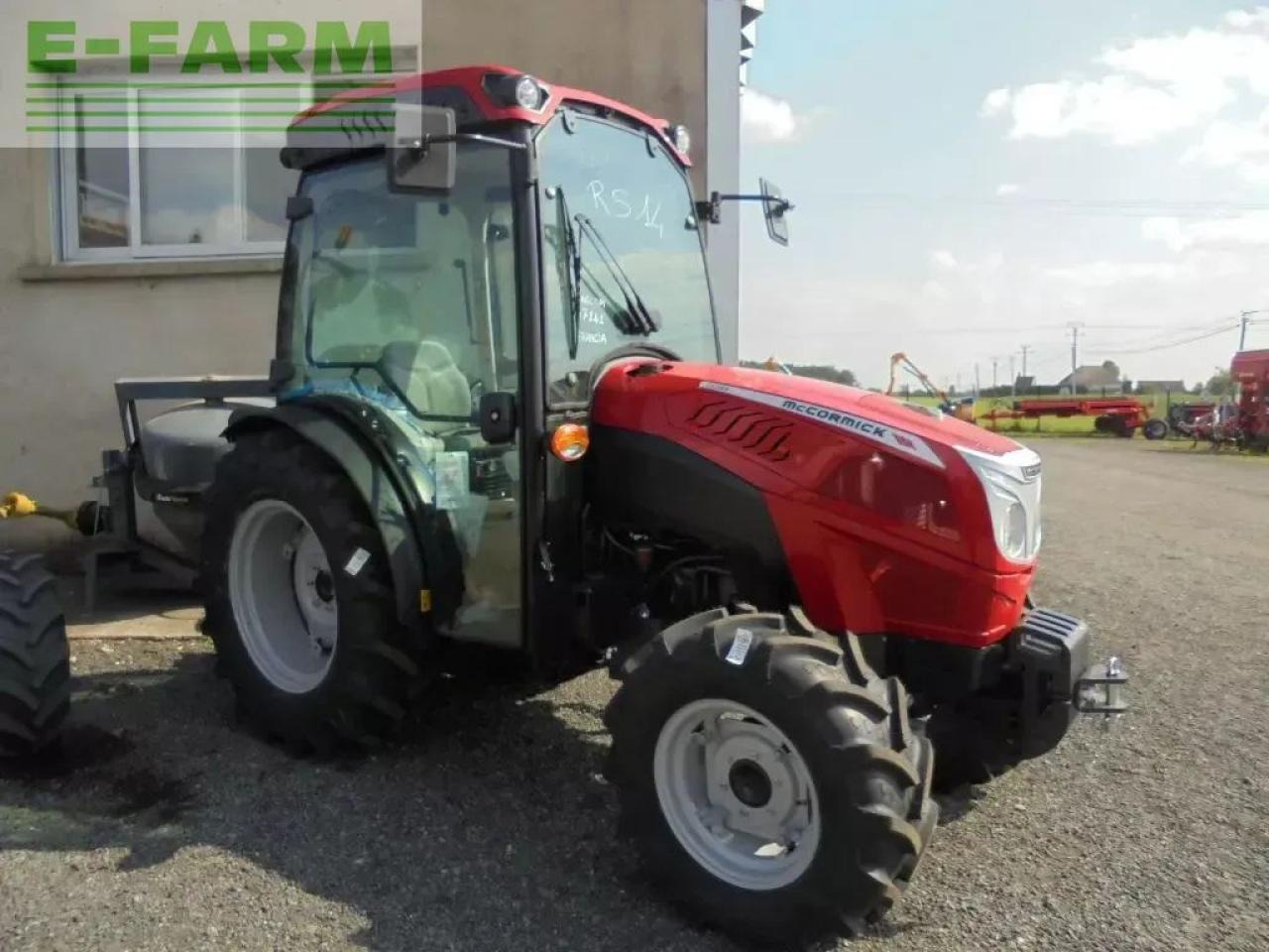 McCormick x2.055 - Traktor: slika 3 McCormick x2.055 - Traktor: slika 3