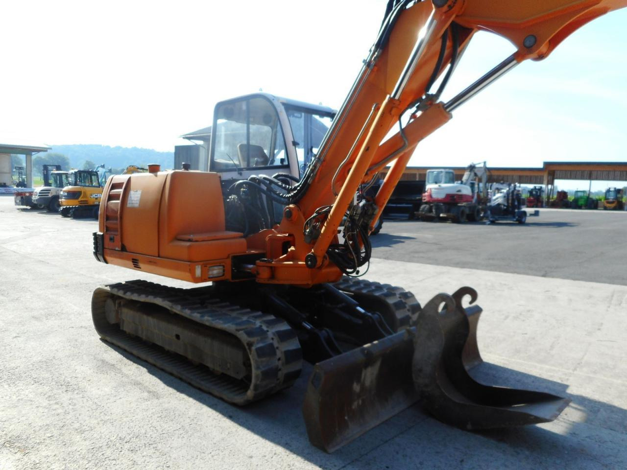 Neuson 8002rd ( 7.900kg ) hydr. sw + verstellausleger - Mini bager: slika 4 Neuson 8002rd ( 7.900kg ) hydr. sw + verstellausleger - Mini bager: slika 4