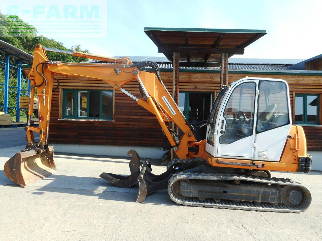 Neuson 8002rd ( 7.900kg ) hydr. sw + verstellausleger - Mini bager: slika 1 Neuson 8002rd ( 7.900kg ) hydr. sw + verstellausleger - Mini bager: slika 1