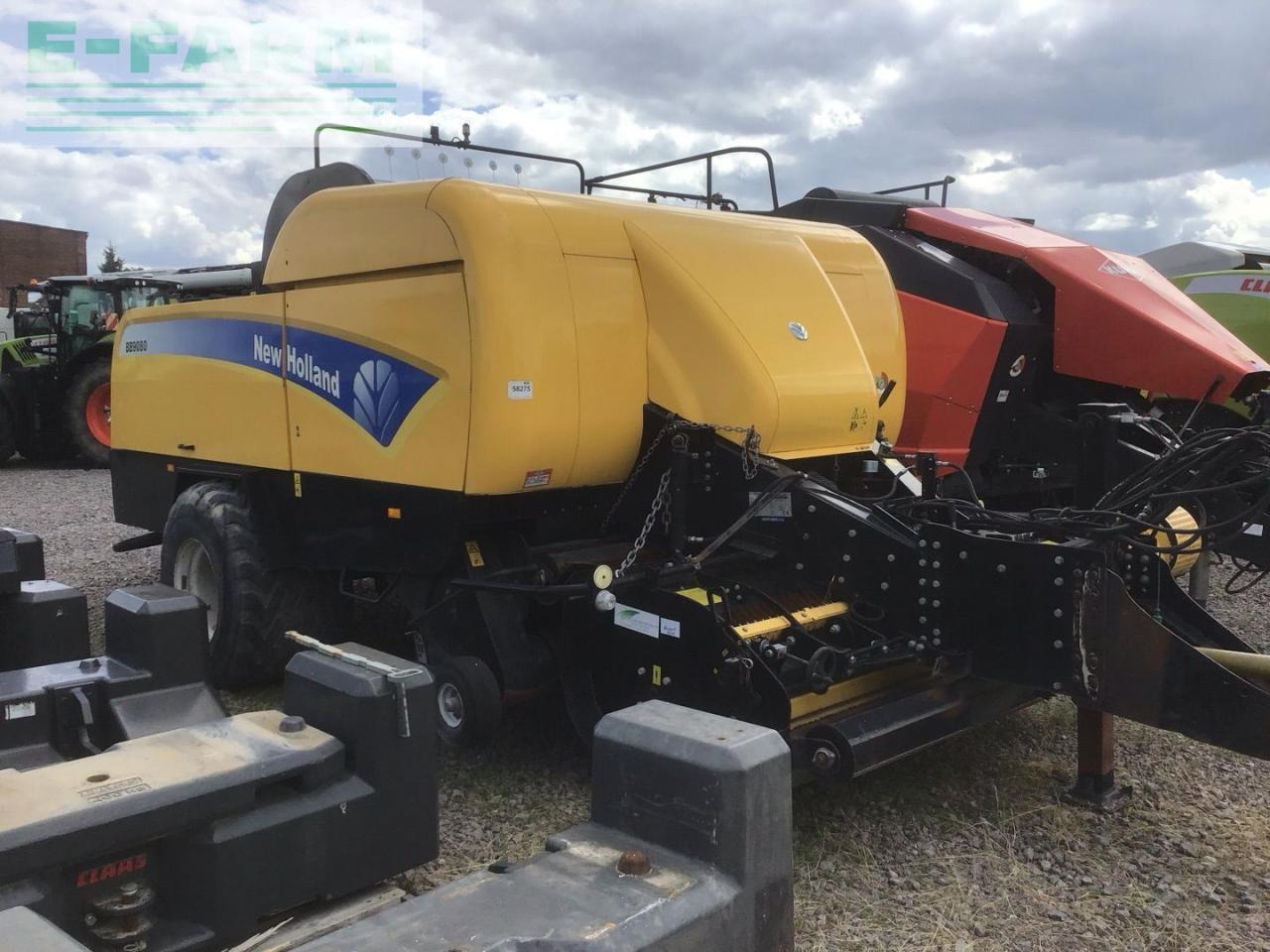 New Holland BB9080 - Balirka za kockaste bale: slika 3 New Holland BB9080 - Balirka za kockaste bale: slika 3