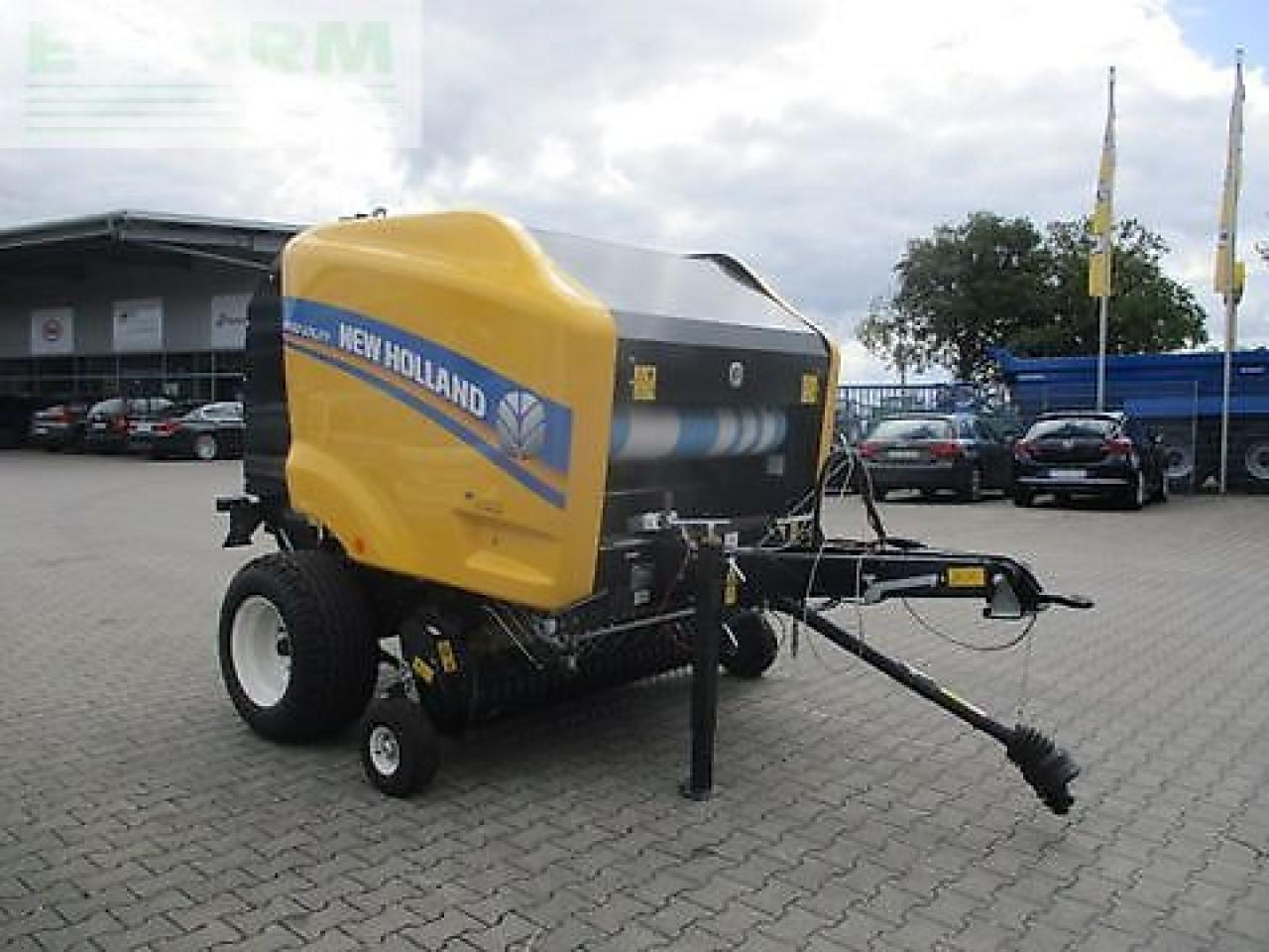 New Holland br 150 utility - Balirka za kockaste bale: slika 4 New Holland br 150 utility - Balirka za kockaste bale: slika 4