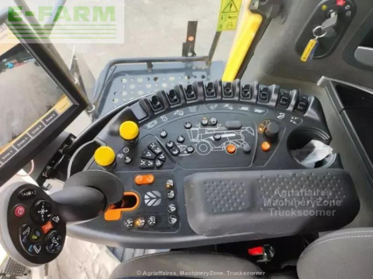 New Holland cr 9.80 - Kombinovani kombajn: slika 4 New Holland cr 9.80 - Kombinovani kombajn: slika 4