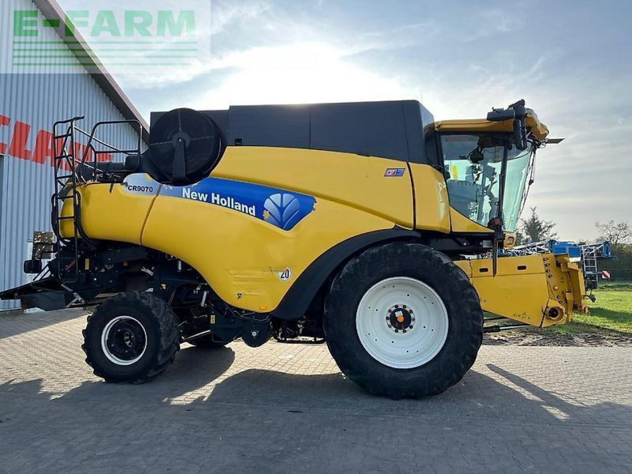 New Holland cr 9070 - Kombinovani kombajn: slika 4 New Holland cr 9070 - Kombinovani kombajn: slika 4