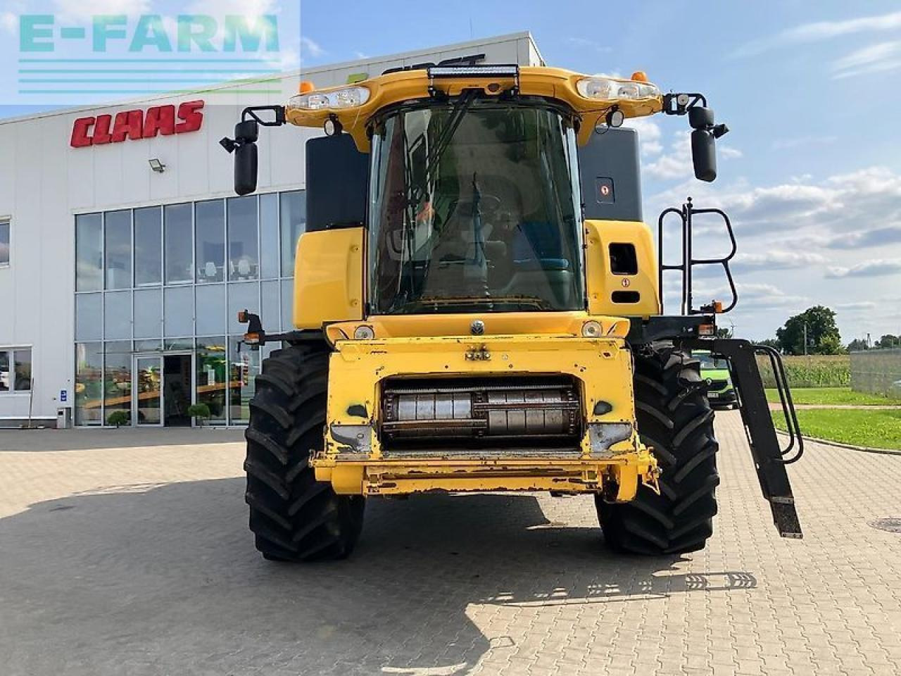 New Holland cr9090 - Kombinovani kombajn: slika 2 New Holland cr9090 - Kombinovani kombajn: slika 2