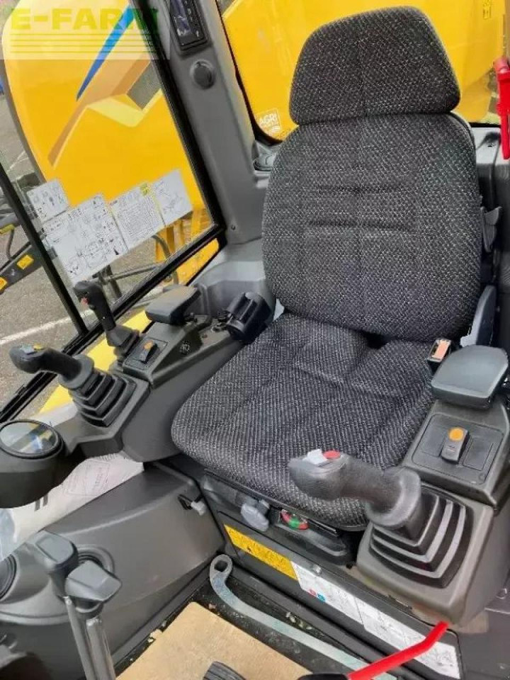 New Holland e 25 d - Mini bager: slika 5 New Holland e 25 d - Mini bager: slika 5