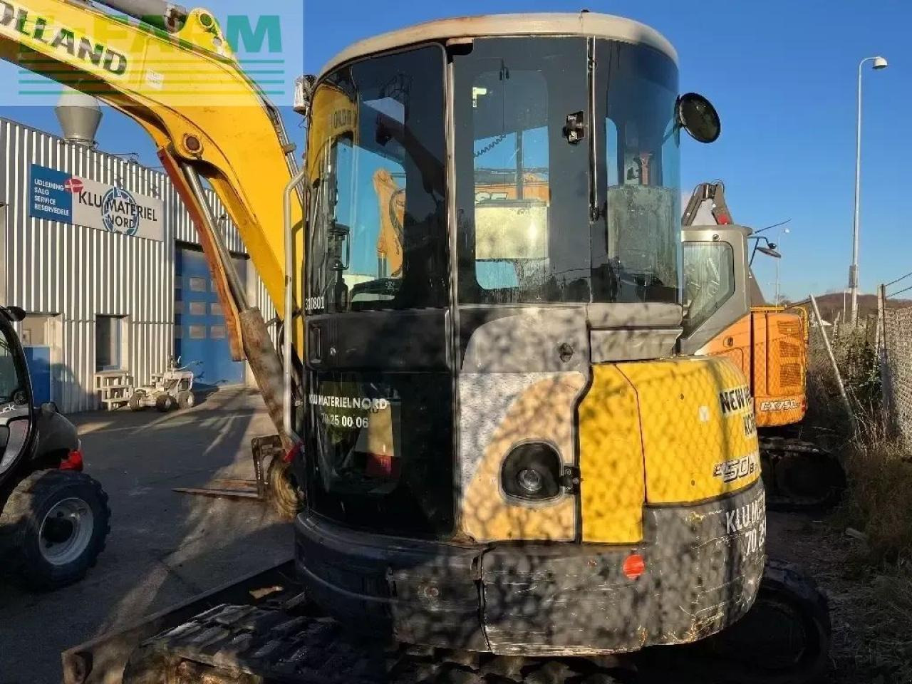 New Holland e 50 b sr - Mini bager: slika 2 New Holland e 50 b sr - Mini bager: slika 2