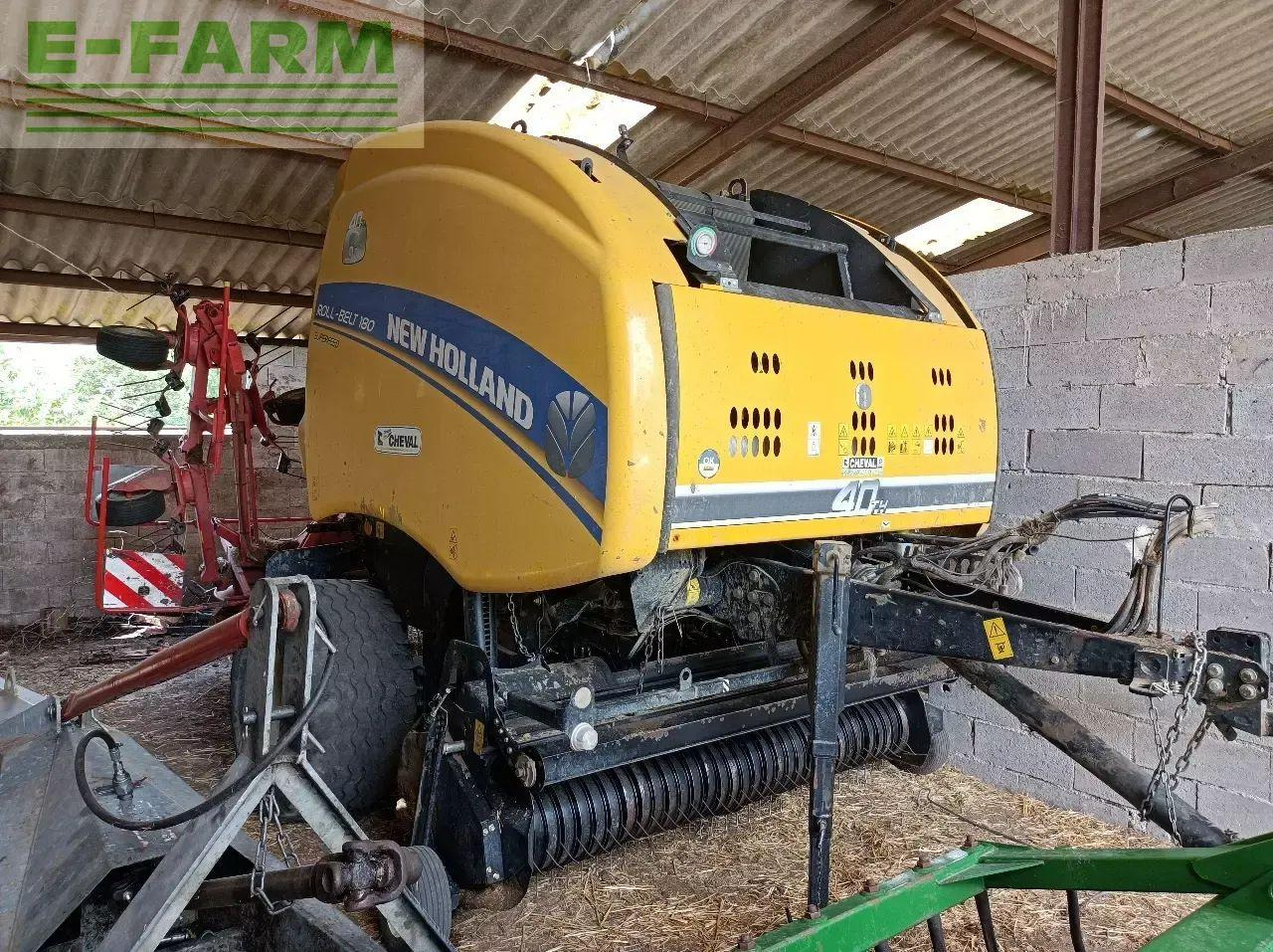 New Holland rb 180 superfeed - Balirka za kockaste bale: slika 1 New Holland rb 180 superfeed - Balirka za kockaste bale: slika 1