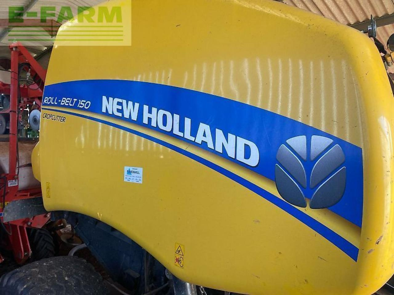 New Holland roll belt 150 - Balirka za kockaste bale: slika 2 New Holland roll belt 150 - Balirka za kockaste bale: slika 2