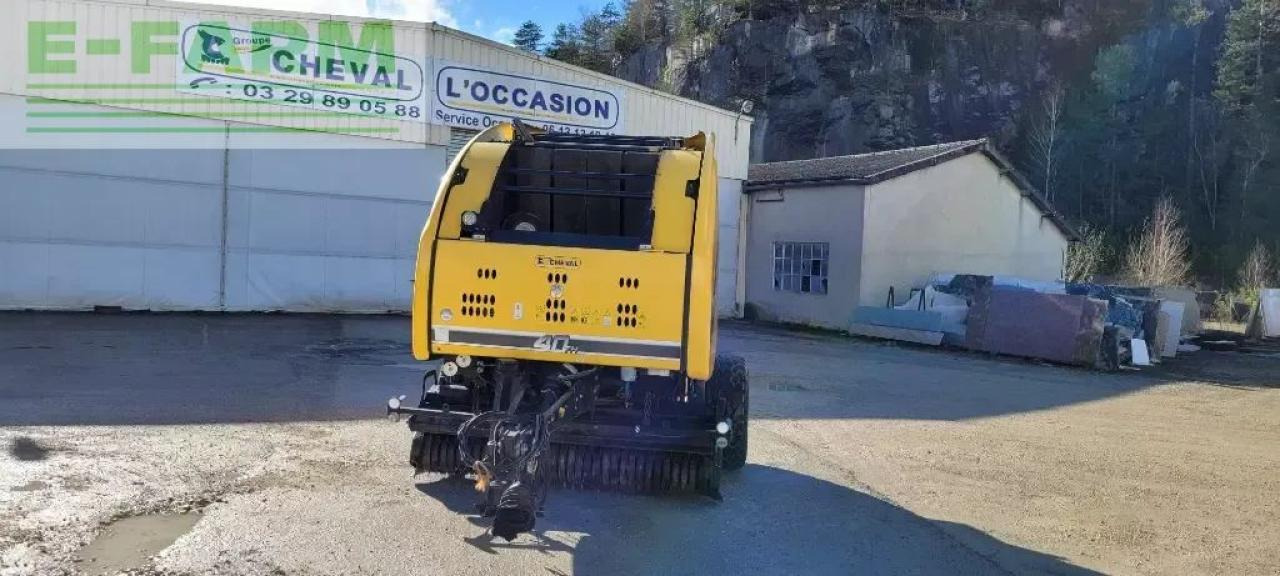 New Holland roll belt 180 cropcutter - Balirka za kockaste bale: slika 2 New Holland roll belt 180 cropcutter - Balirka za kockaste bale: slika 2