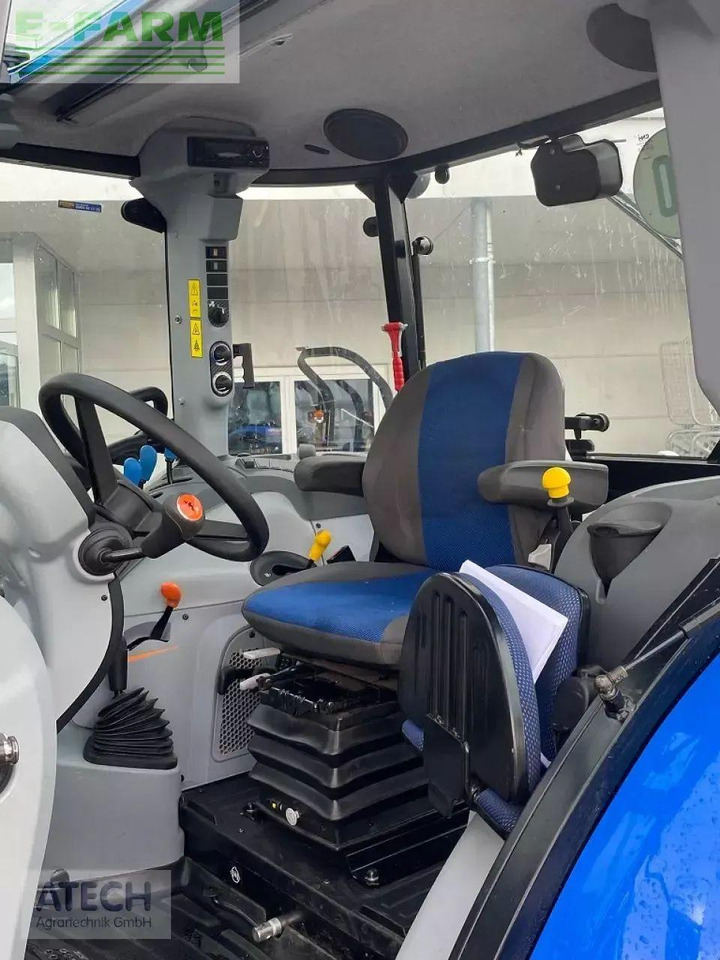 Traktor New Holland t 4.75 cab stage v: slika 7