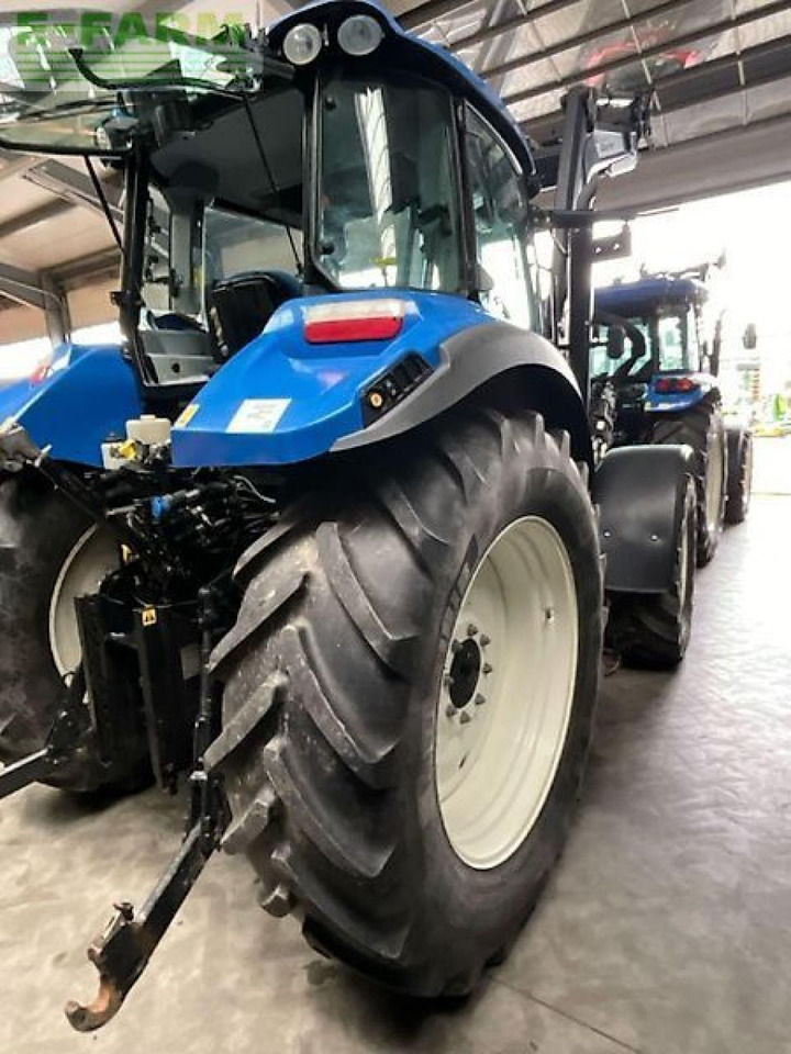 New Holland t 5.105 electro command - Traktor: slika 4 New Holland t 5.105 electro command - Traktor: slika 4