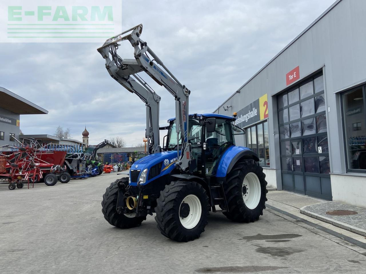 New Holland t5.105 electro command - Traktor: slika 5 New Holland t5.105 electro command - Traktor: slika 5