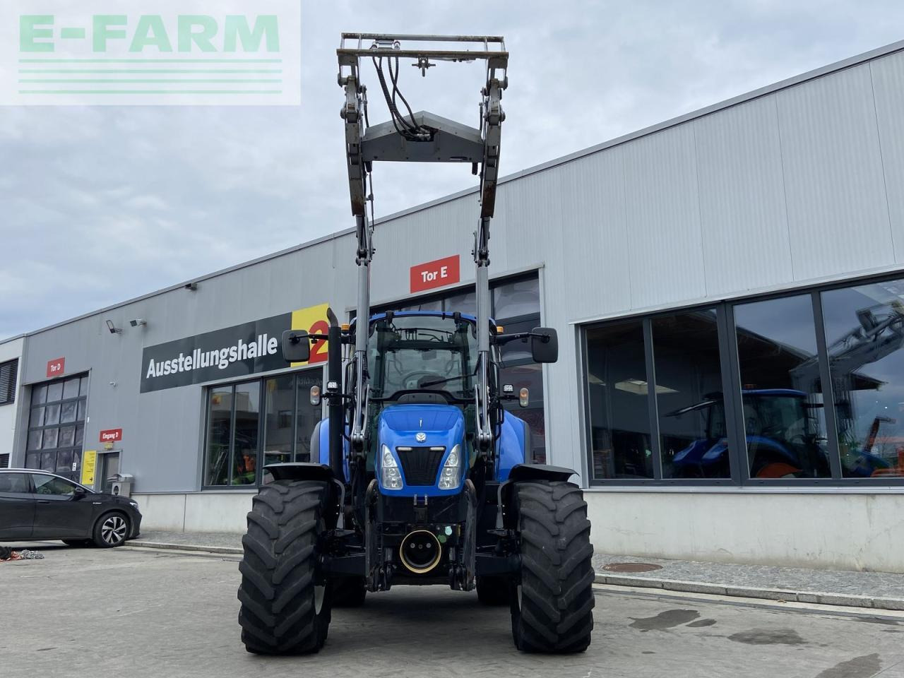 New Holland t5.105 electro command - Traktor: slika 4 New Holland t5.105 electro command - Traktor: slika 4