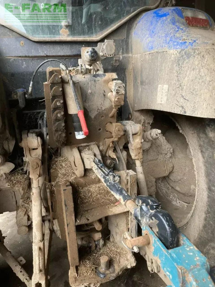 New Holland t5.120 dynamic command - Traktor: slika 2 New Holland t5.120 dynamic command - Traktor: slika 2