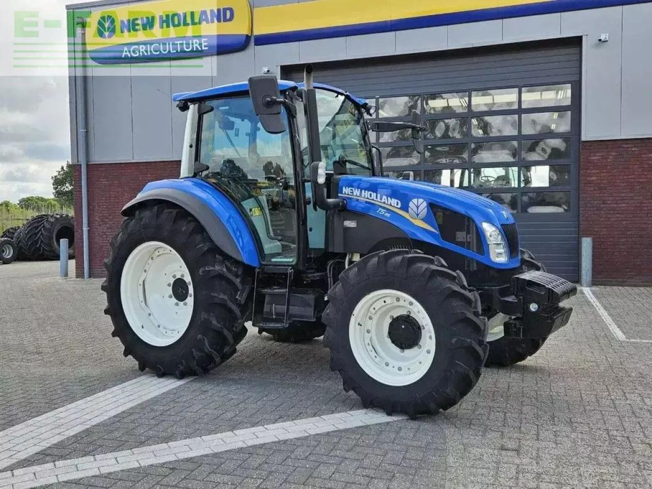 New Holland t5.85 dual command - Traktor: slika 1 New Holland t5.85 dual command - Traktor: slika 1