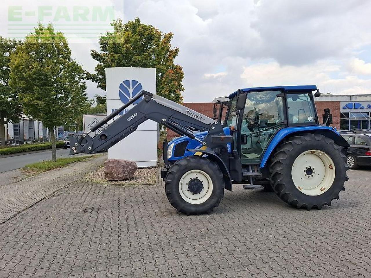 New Holland t5050 - Traktor: slika 1 New Holland t5050 - Traktor: slika 1