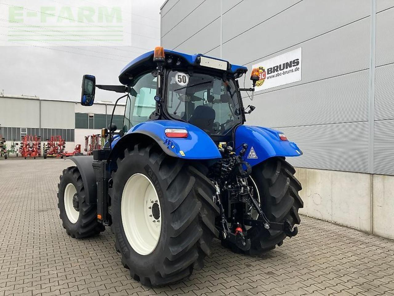 New Holland t6.180 dc methane power Methane Power - Traktor: slika 4 New Holland t6.180 dc methane power Methane Power - Traktor: slika 4