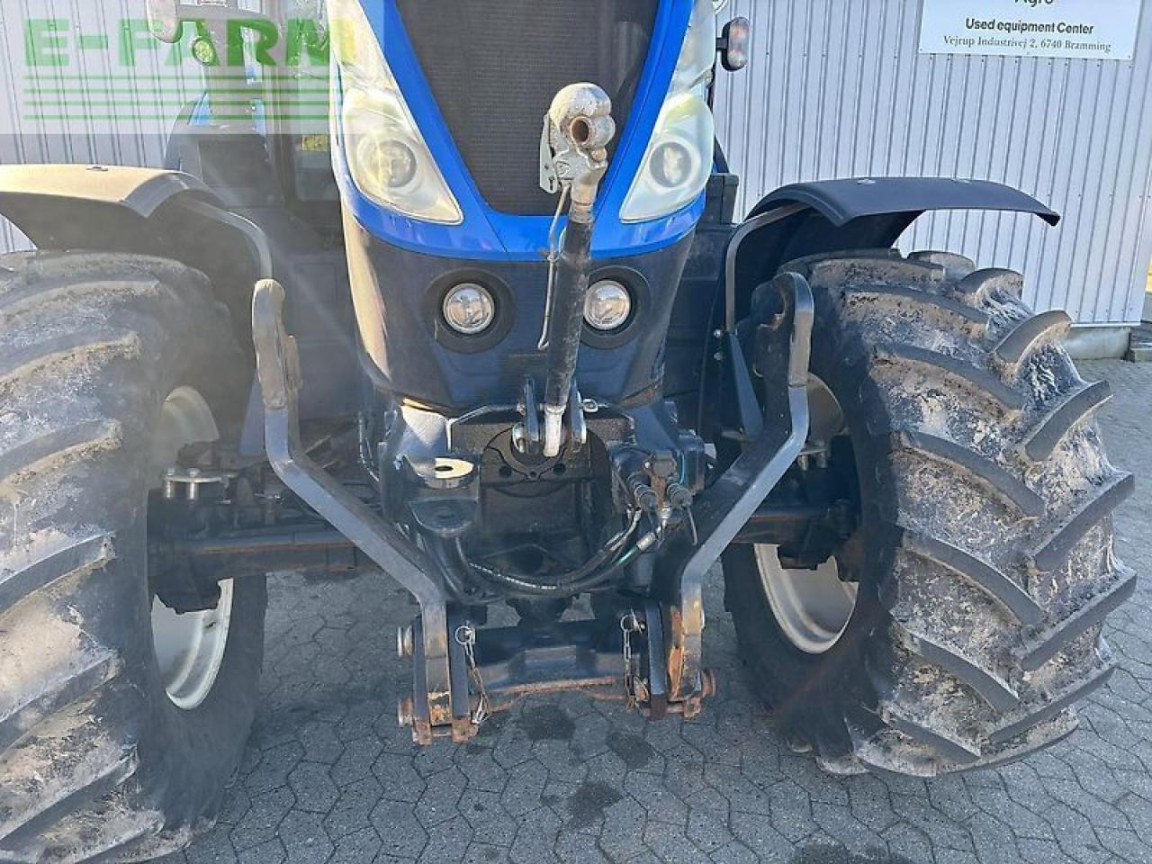 Traktor New Holland t7.175: slika 14