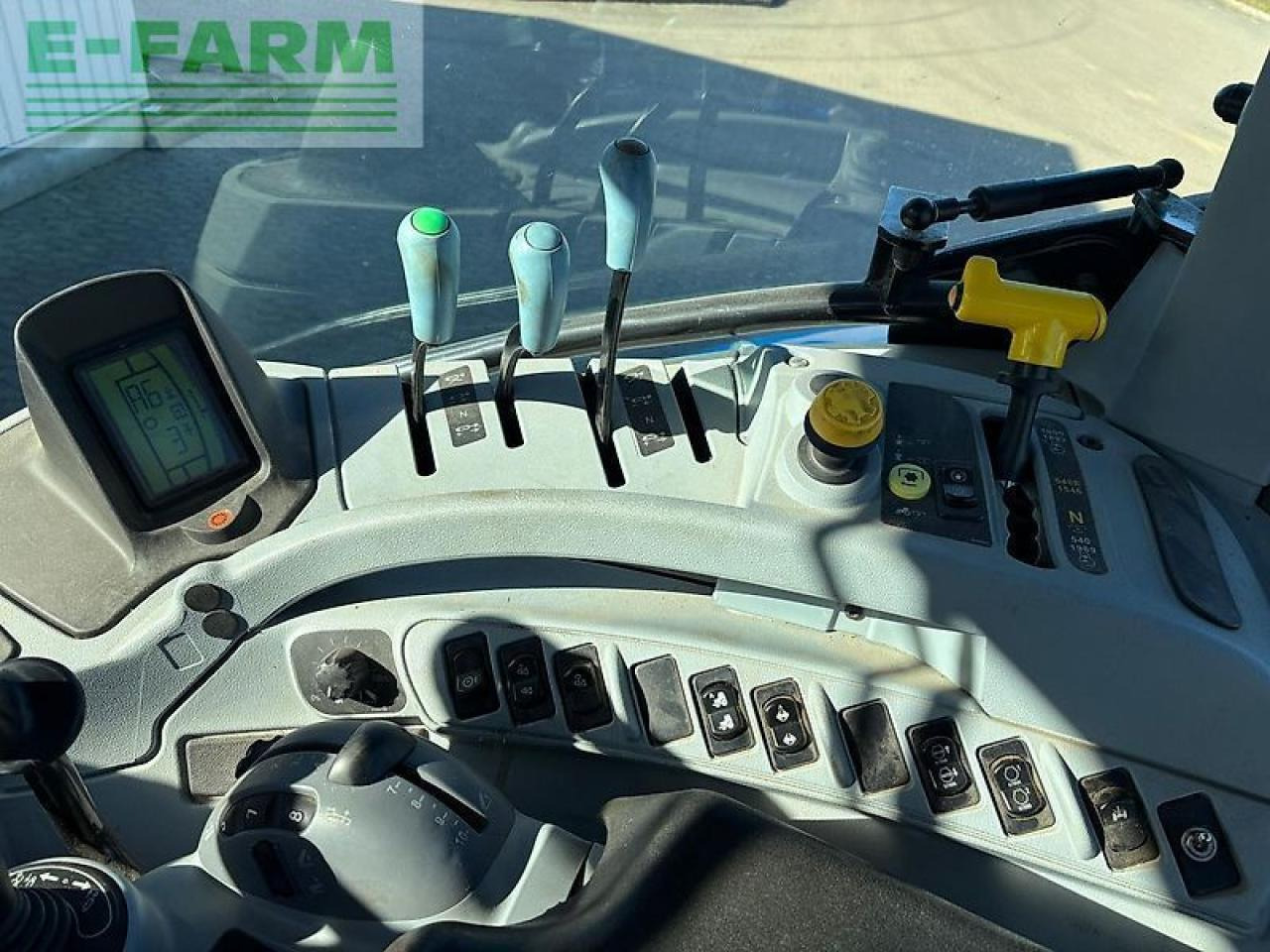 Traktor New Holland t7.175: slika 15