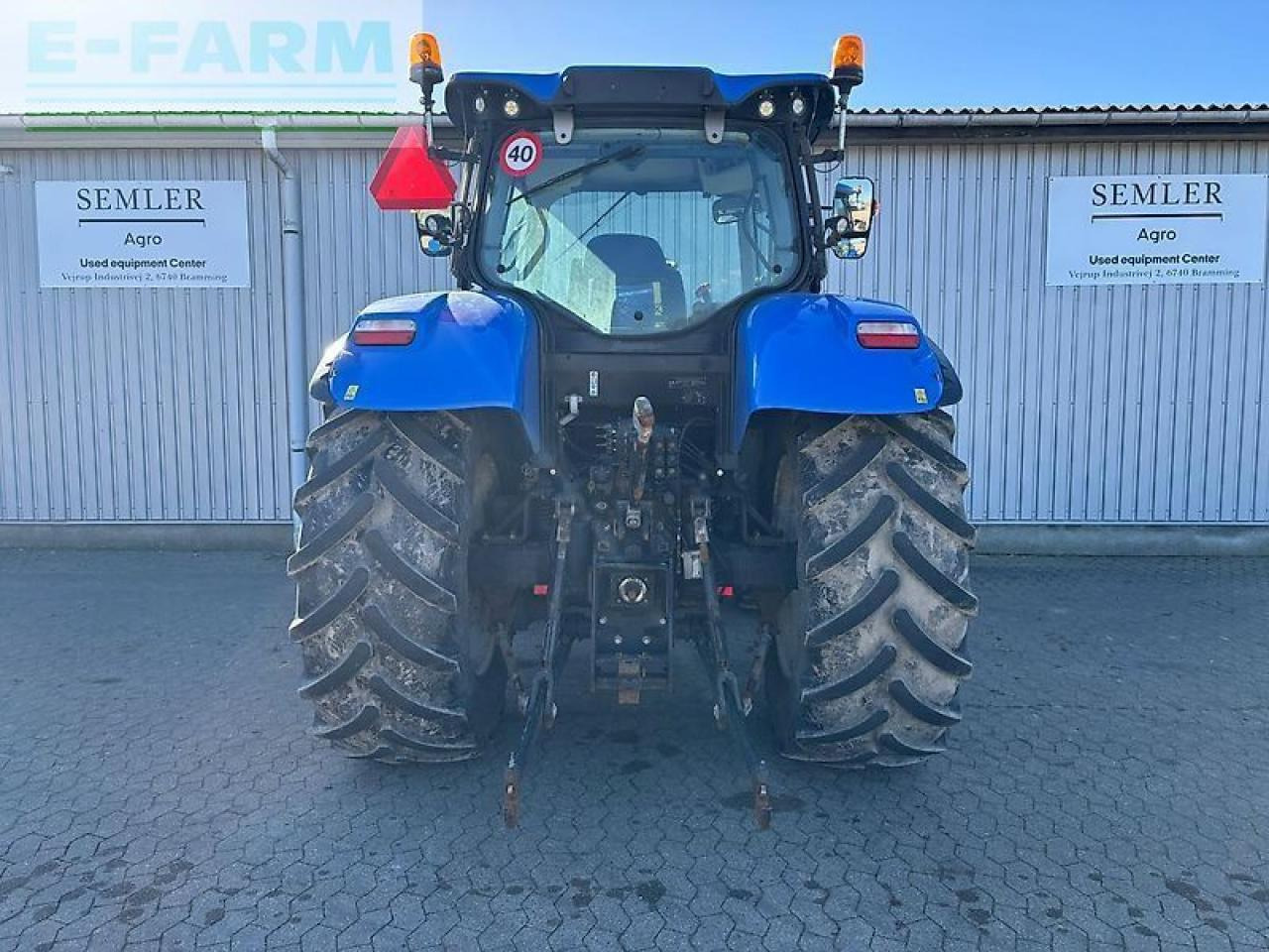 Traktor New Holland t7.175: slika 10