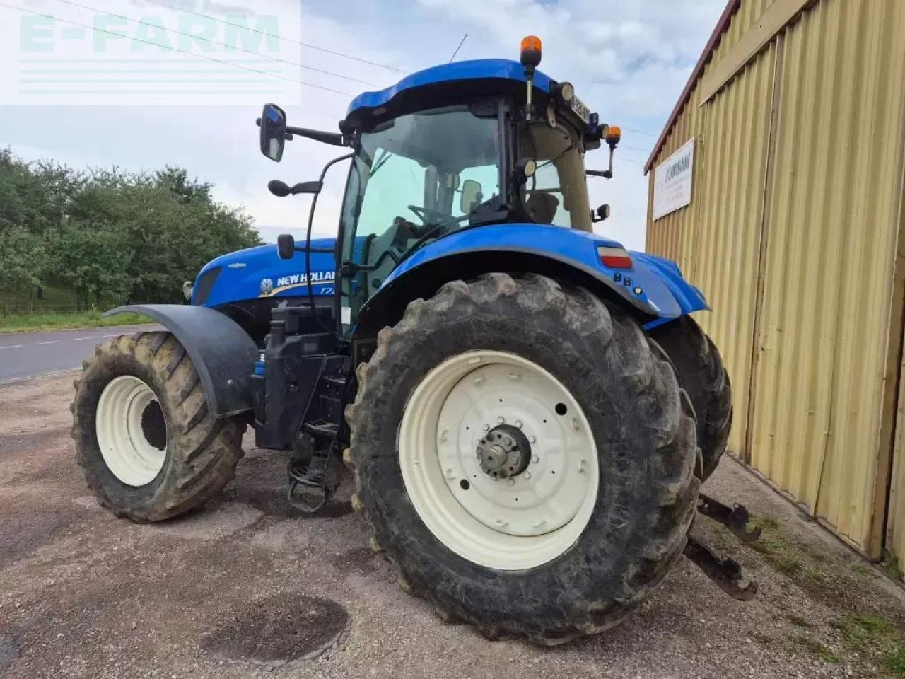 New Holland t7.250 ac - Traktor: slika 4 New Holland t7.250 ac - Traktor: slika 4