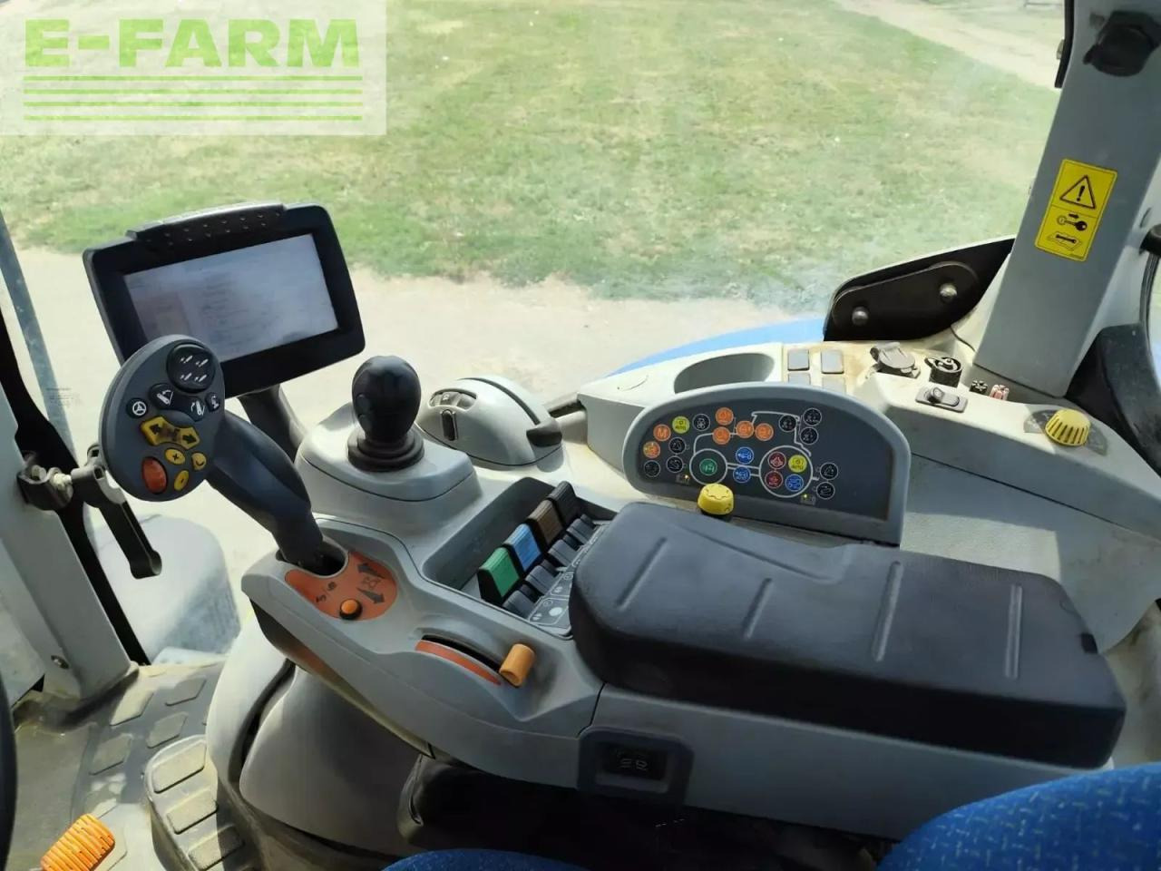 Traktor New Holland t7.250ac: slika 9