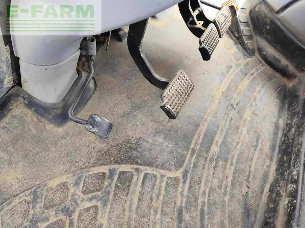 New Holland t7.250ac - Traktor: slika 5 New Holland t7.250ac - Traktor: slika 5