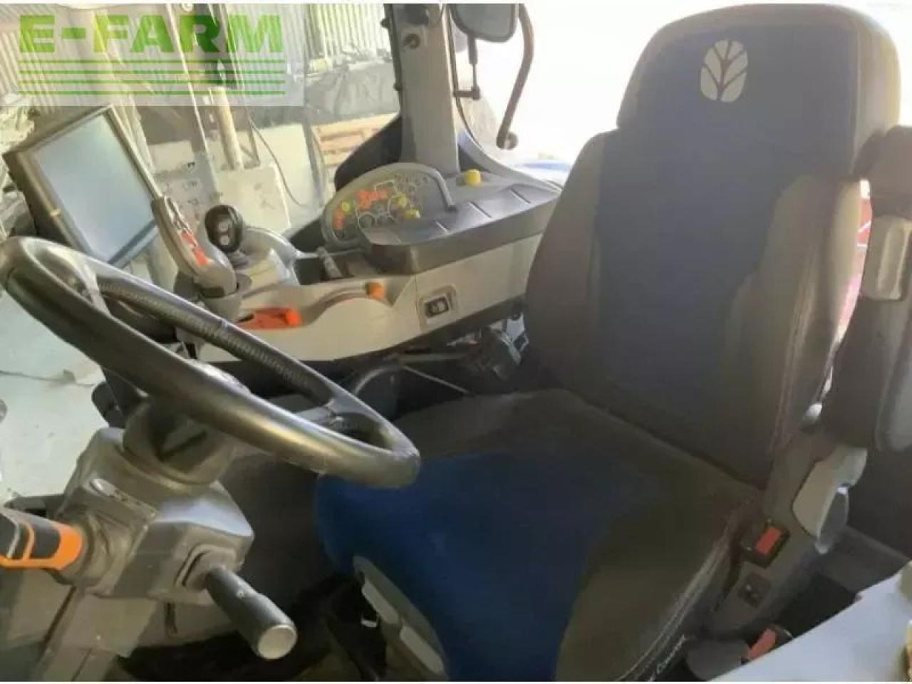 New Holland t7.270 ac - Traktor: slika 5 New Holland t7.270 ac - Traktor: slika 5