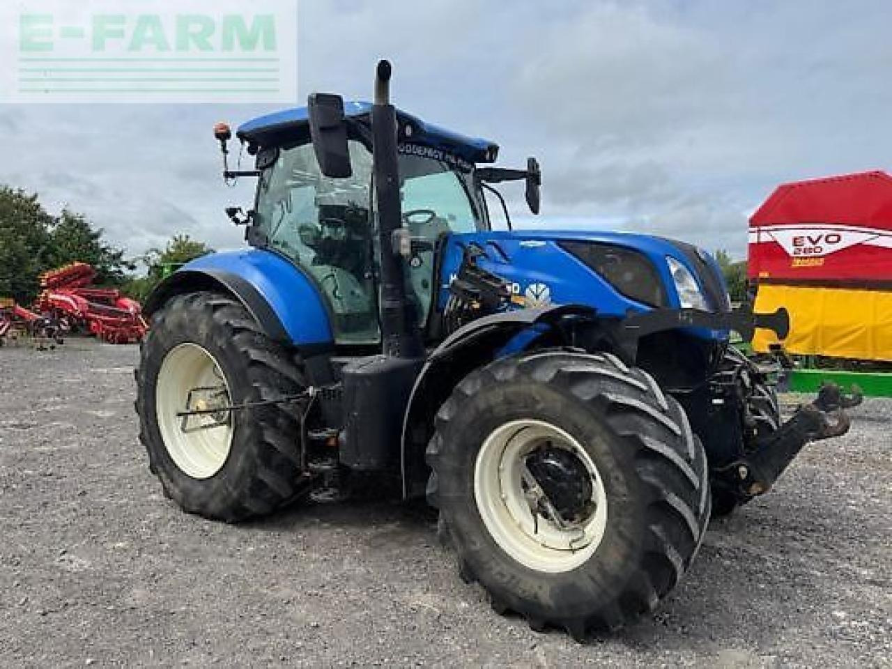 New Holland t7.270 ac - Traktor: slika 3 New Holland t7.270 ac - Traktor: slika 3