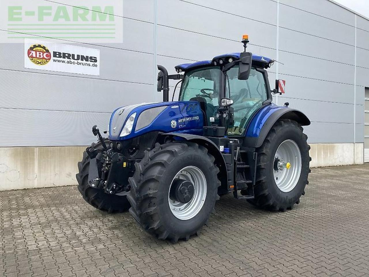 New Holland t7.270 autocommand new gen - Traktor: slika 1 New Holland t7.270 autocommand new gen - Traktor: slika 1