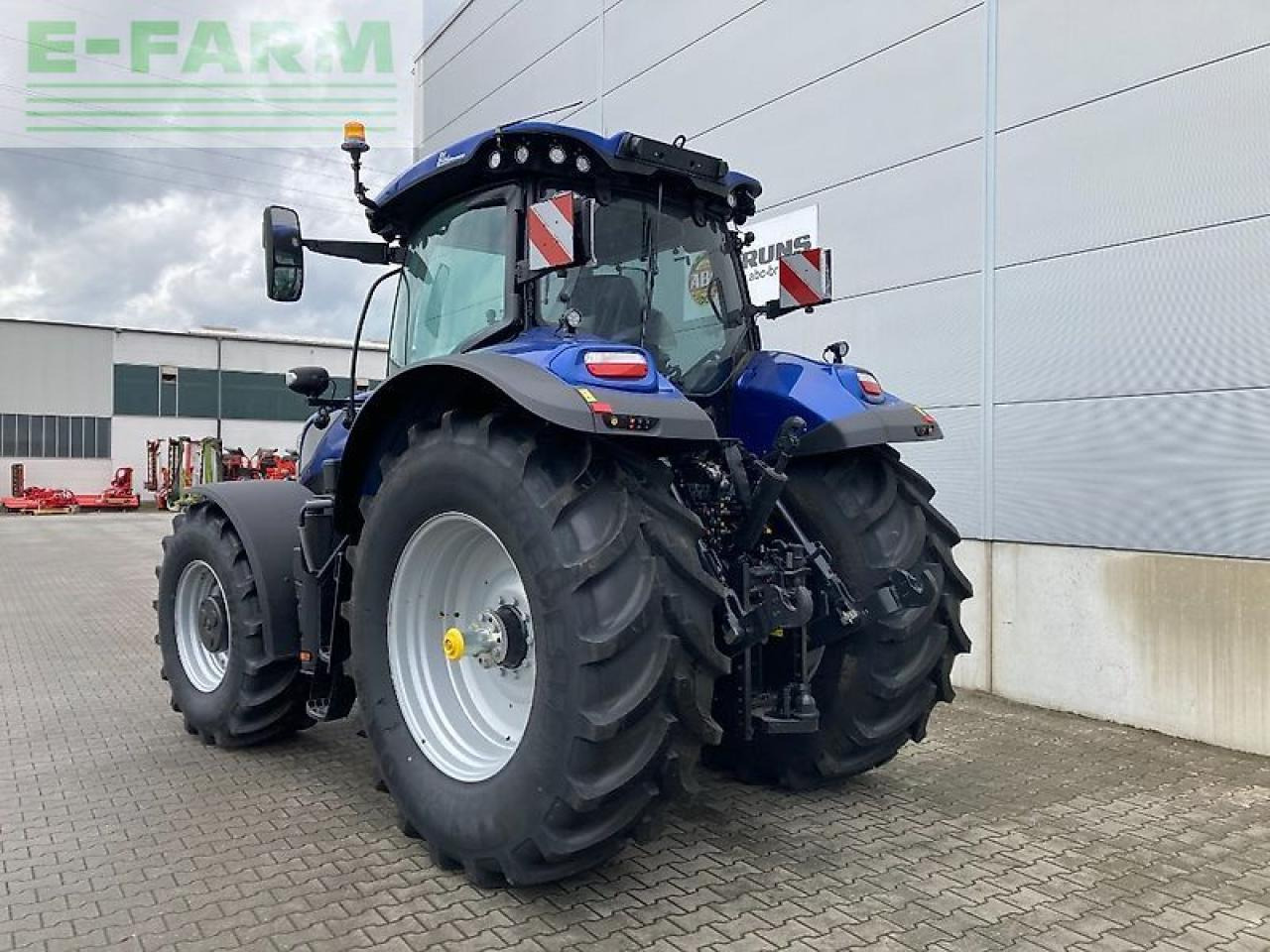 New Holland t7.270 autocommand new gen - Traktor: slika 2 New Holland t7.270 autocommand new gen - Traktor: slika 2