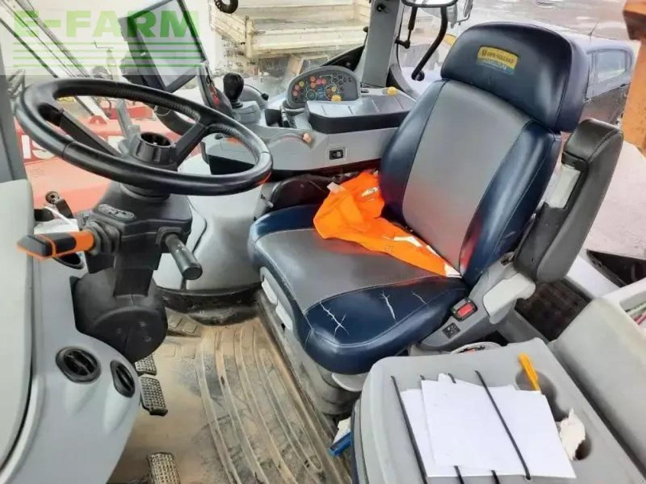 New Holland t7-290ac - Traktor: slika 2 New Holland t7-290ac - Traktor: slika 2