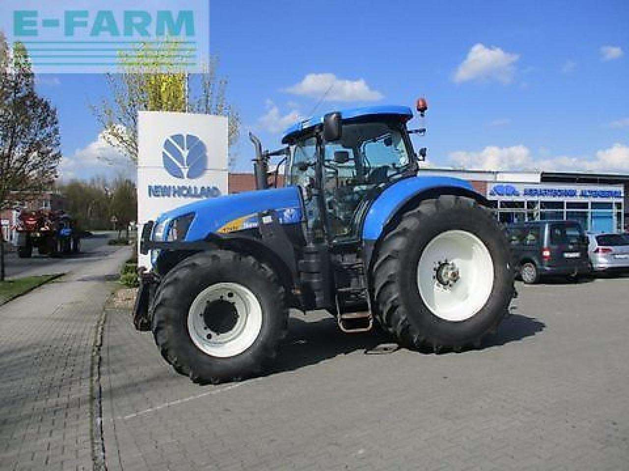 New Holland t7050 pc PC - Traktor: slika 1 New Holland t7050 pc PC - Traktor: slika 1