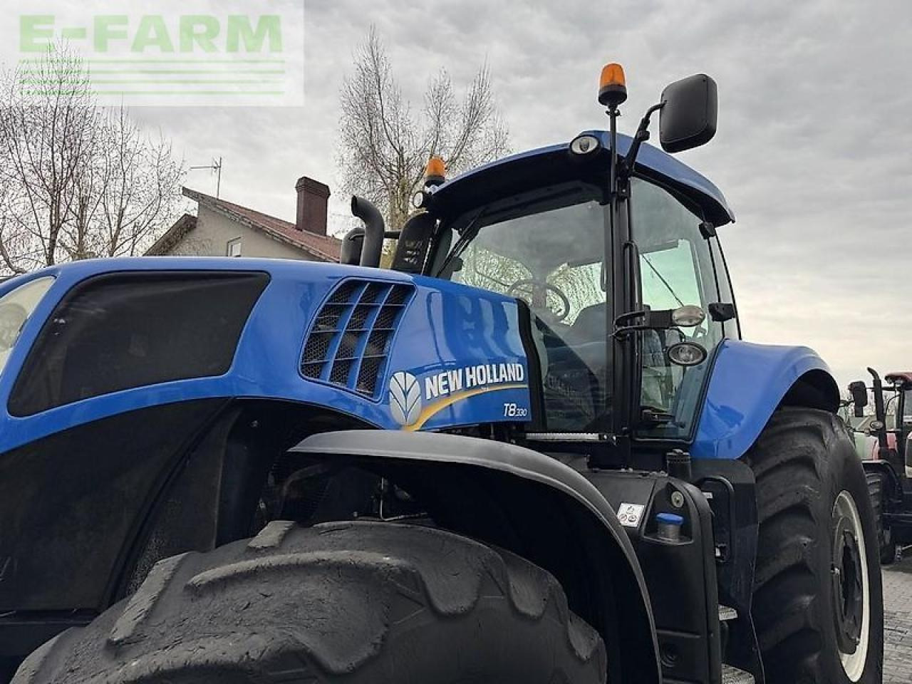 Traktor New Holland t8.330 ultra command: slika 18