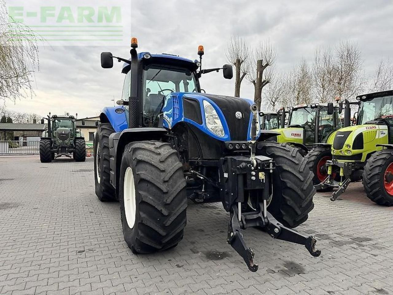 New Holland t8.330 ultra command - Traktor: slika 3 New Holland t8.330 ultra command - Traktor: slika 3