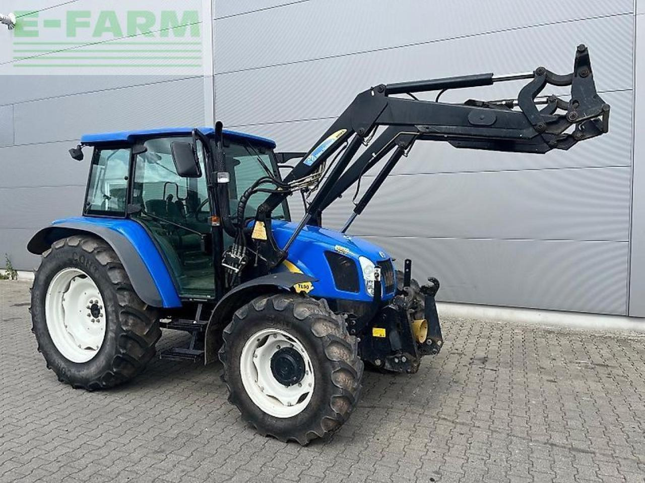 New Holland tl 90 a A - Traktor: slika 1 New Holland tl 90 a A - Traktor: slika 1