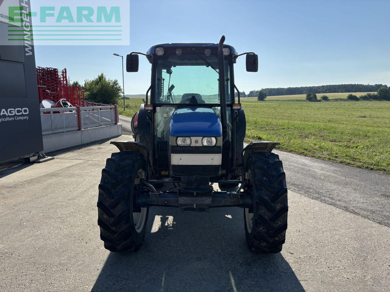New Holland tn-s 75 a S - Traktor: slika 2 New Holland tn-s 75 a S - Traktor: slika 2