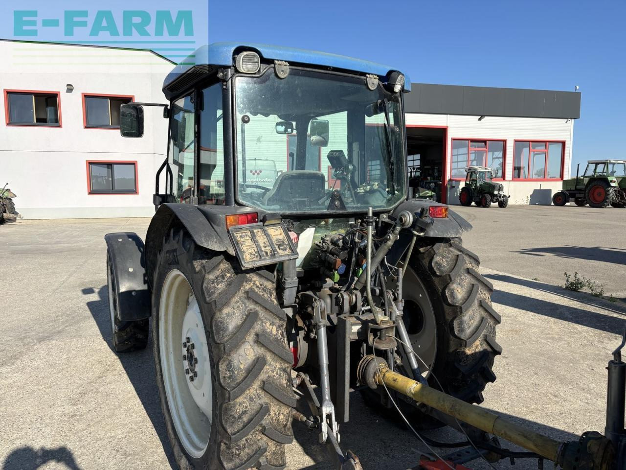 New Holland tn-s 75 a S - Traktor: slika 4 New Holland tn-s 75 a S - Traktor: slika 4