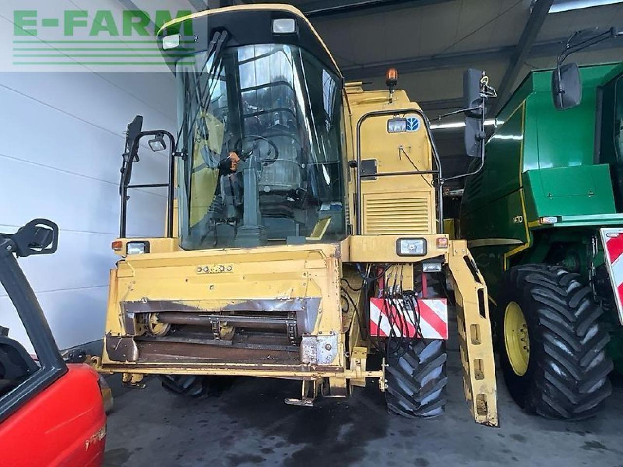 New Holland tx 65 - Kombinovani kombajn: slika 1 New Holland tx 65 - Kombinovani kombajn: slika 1