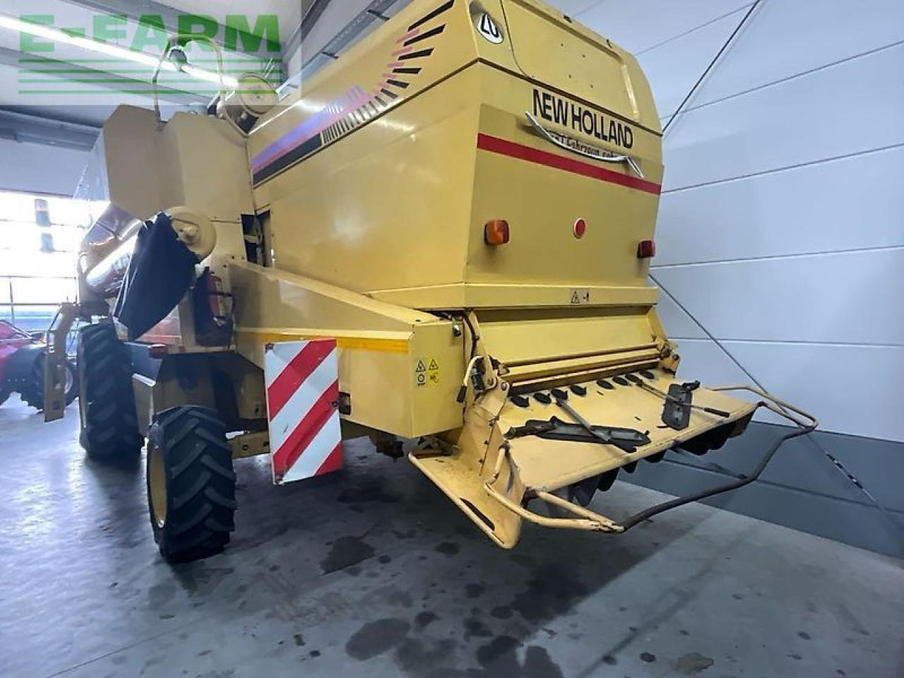 New Holland tx 65 - Kombinovani kombajn: slika 3 New Holland tx 65 - Kombinovani kombajn: slika 3