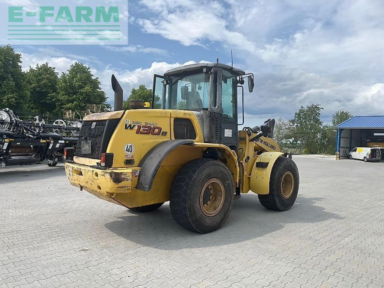 New Holland w 130 b - Mini bager: slika 4 New Holland w 130 b - Mini bager: slika 4