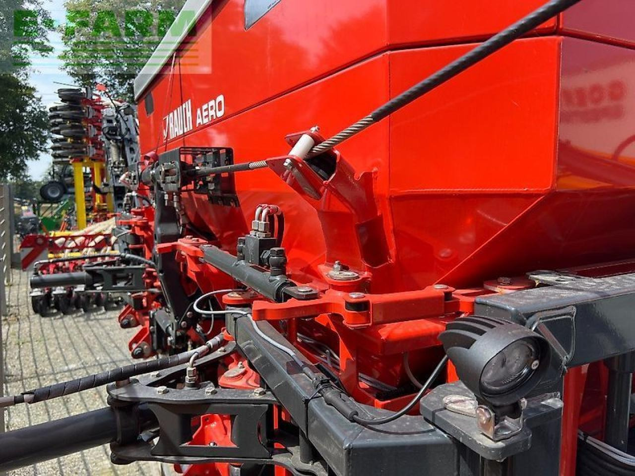 Rasipač veštačkog đubriva Rauch aero 32.1: slika 6