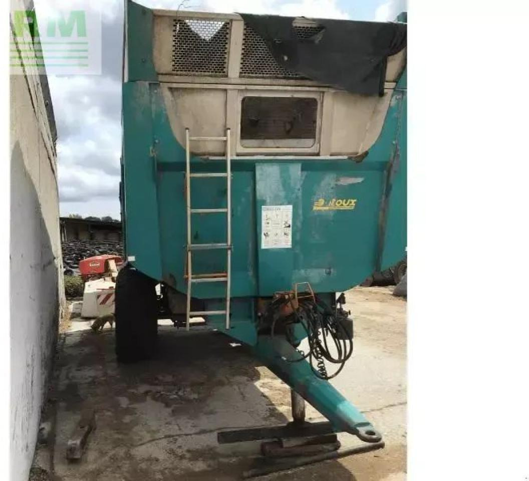 Rolland rs6835 - Traktorska prikolica za farmu/ Kiper: slika 4 Rolland rs6835 - Traktorska prikolica za farmu/ Kiper: slika 4