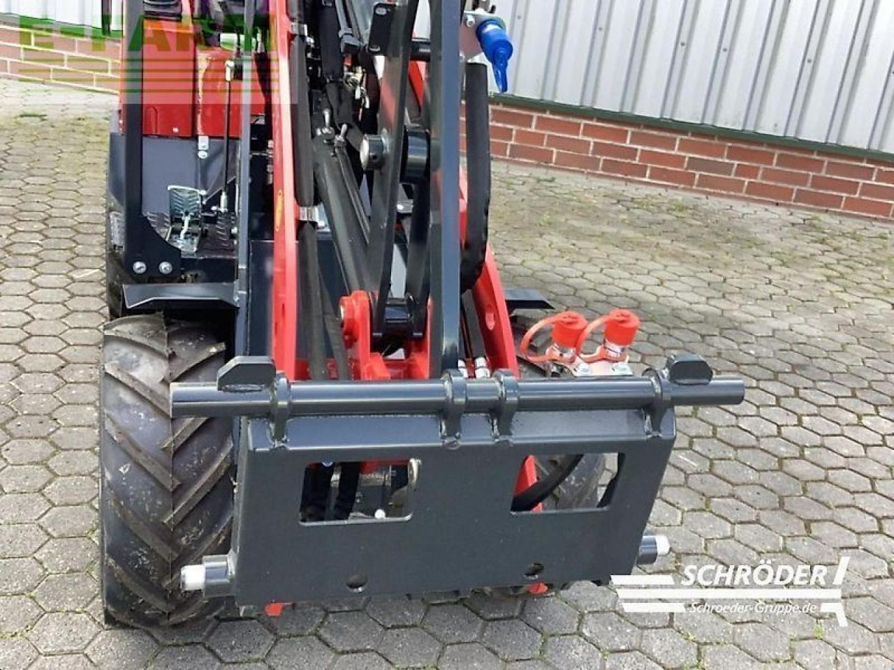 Schäffer 1622 - Mini bager: slika 2 Schäffer 1622 - Mini bager: slika 2