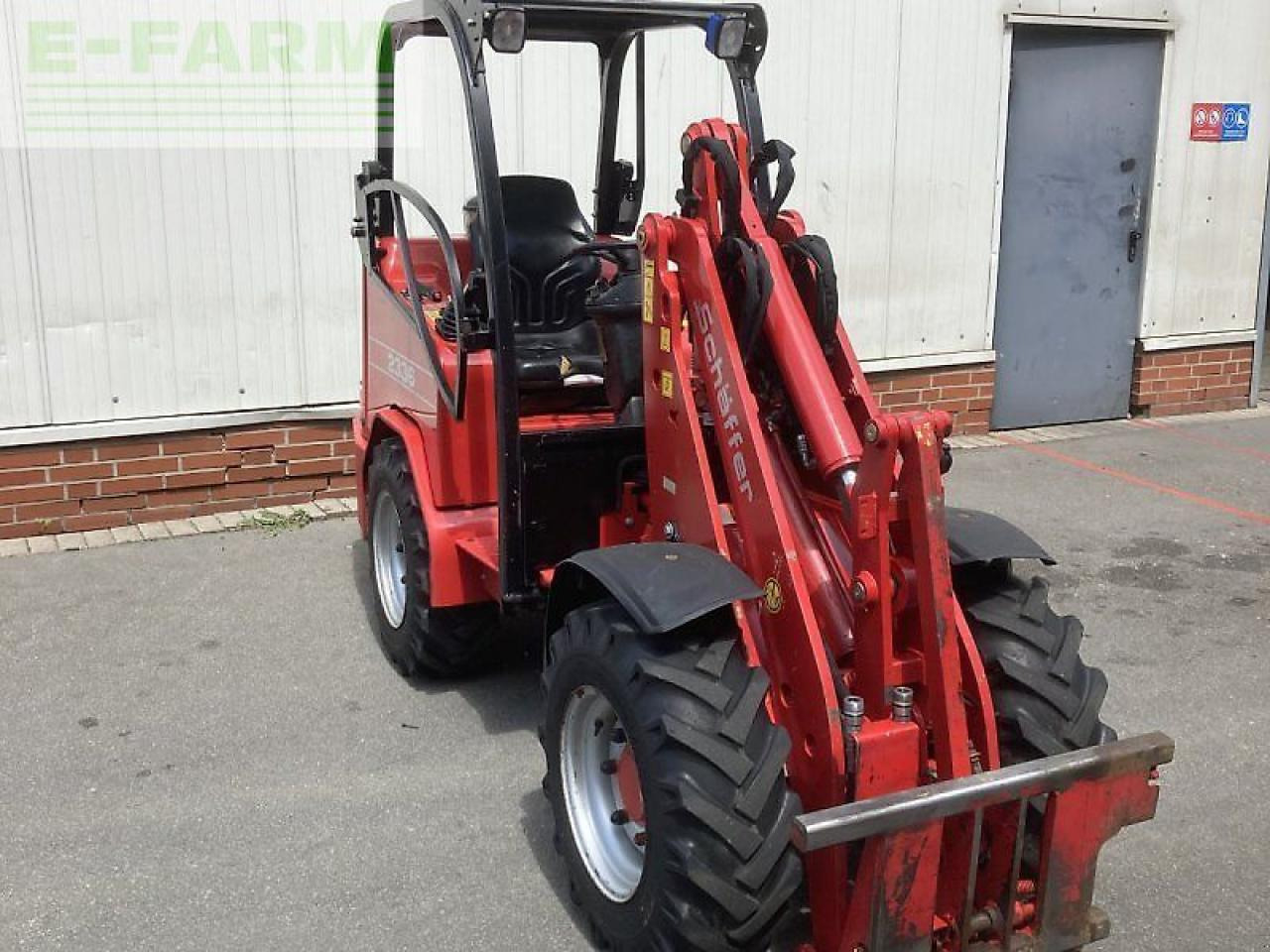 Schäffer 2336 slt - Mini bager: slika 4 Schäffer 2336 slt - Mini bager: slika 4