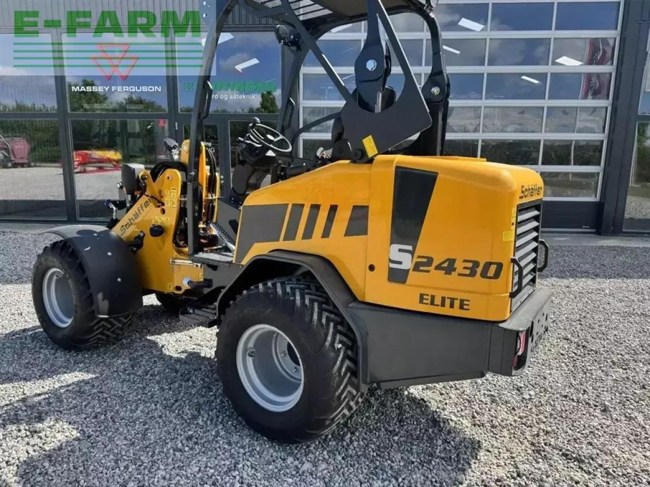 Schäffer 2430s elite - Mini bager: slika 5 Schäffer 2430s elite - Mini bager: slika 5