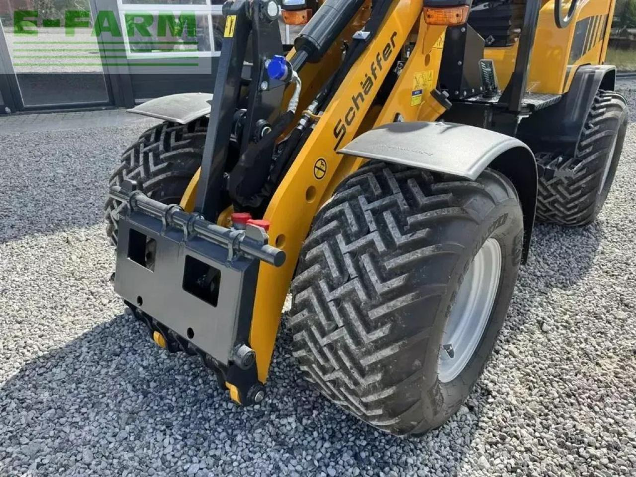 Schäffer 2430s elite - Mini bager: slika 3 Schäffer 2430s elite - Mini bager: slika 3