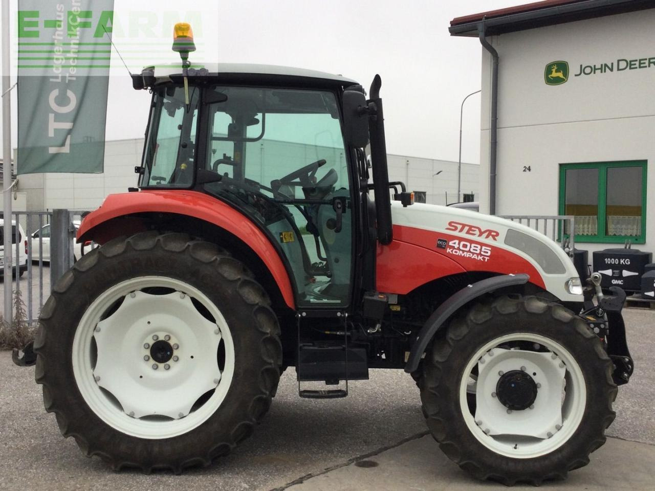 Steyr 4085 Kompakt - Traktor: slika 5 Steyr 4085 Kompakt - Traktor: slika 5