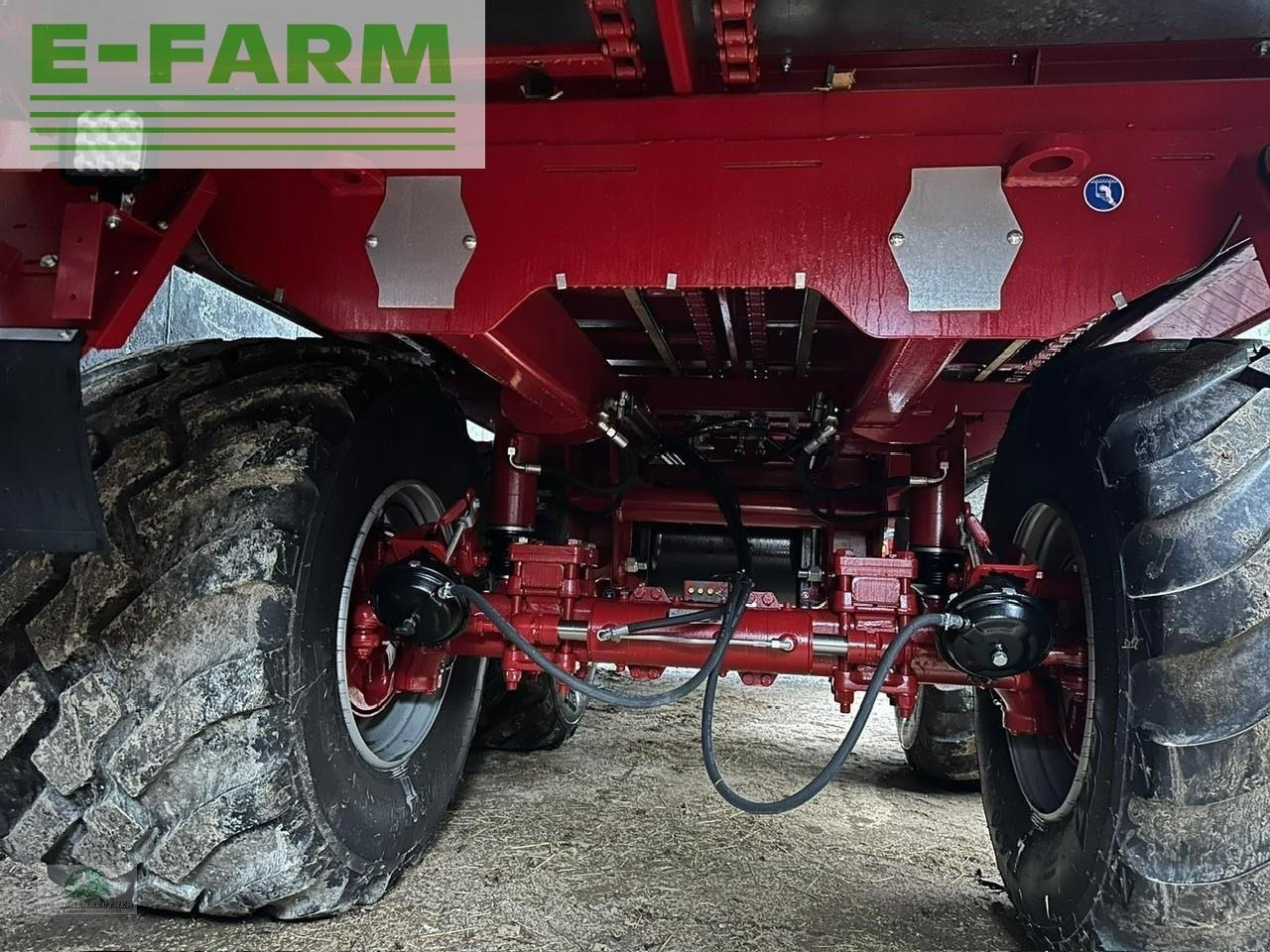 Strautmann giga-vitesse cfs 4002 - Prikolica sa automatskim punjenjem: slika 5 Strautmann giga-vitesse cfs 4002 - Prikolica sa automatskim punjenjem: slika 5