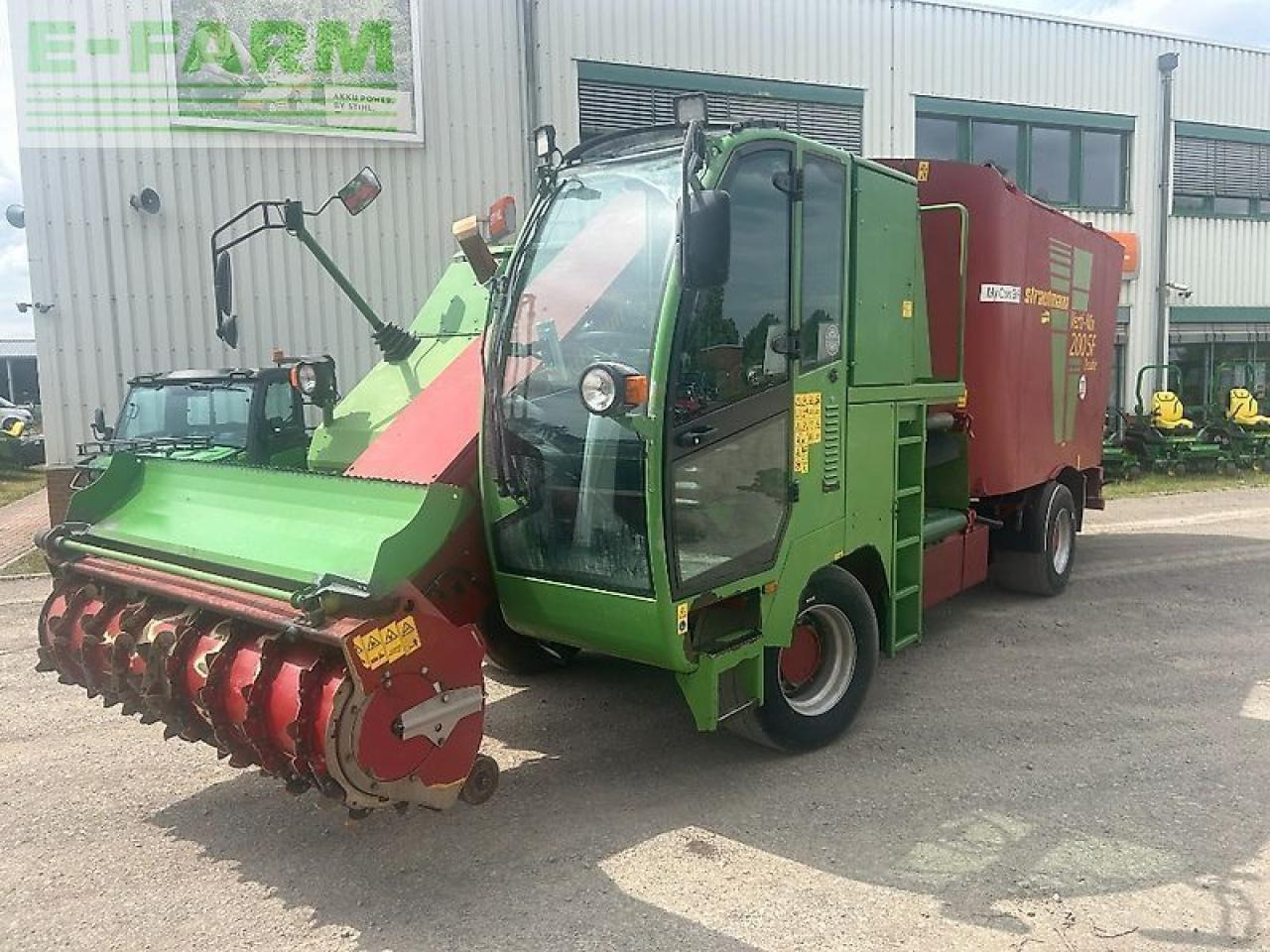 Strautmann sf 200 double - Oprema za stoku: slika 1 Strautmann sf 200 double - Oprema za stoku: slika 1